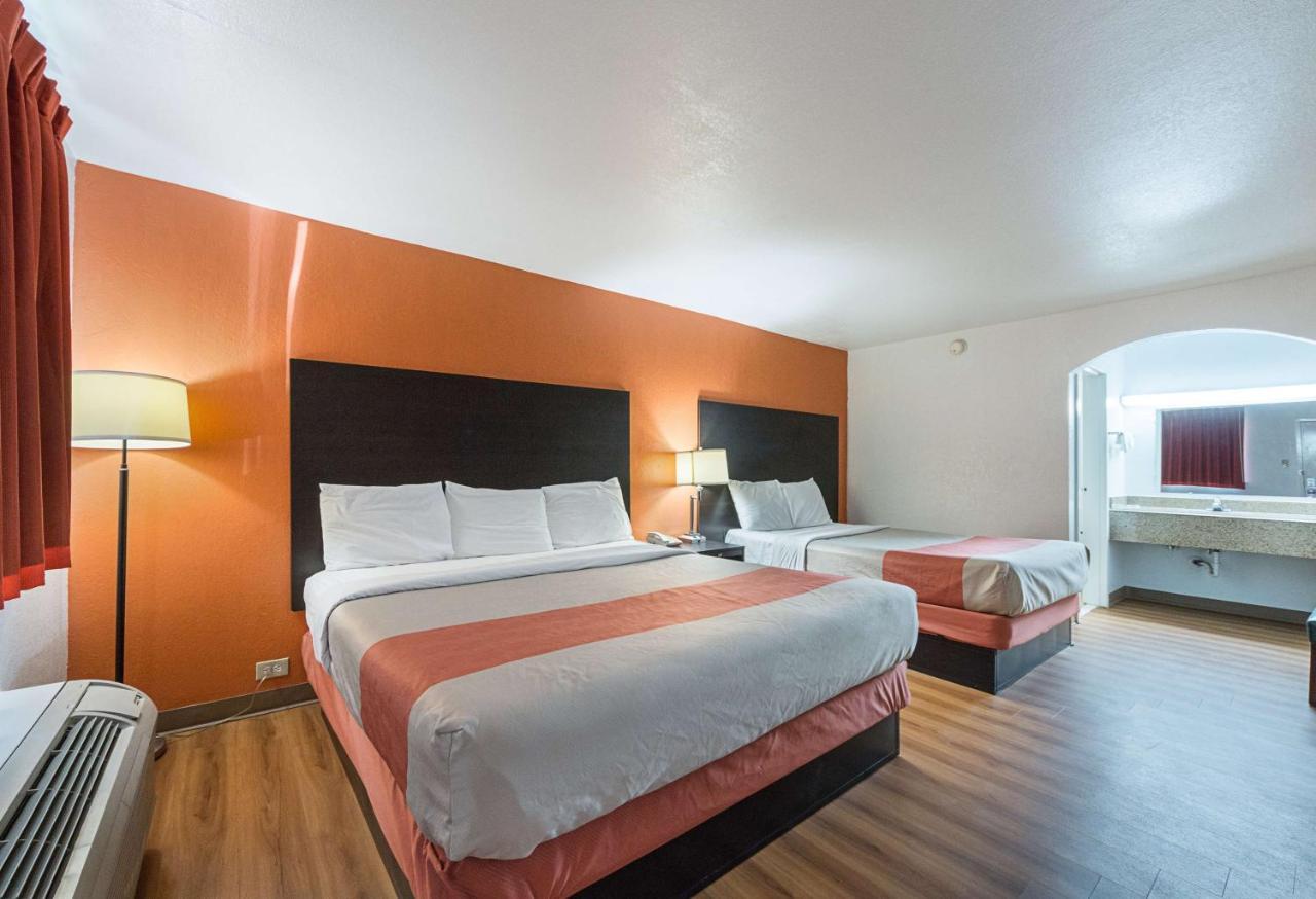 Motel 6 San Antonio Tx I10 West エクステリア 写真