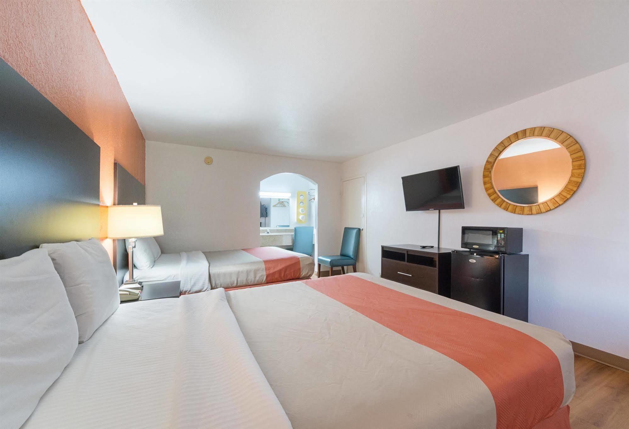 Motel 6 San Antonio Tx I10 West エクステリア 写真