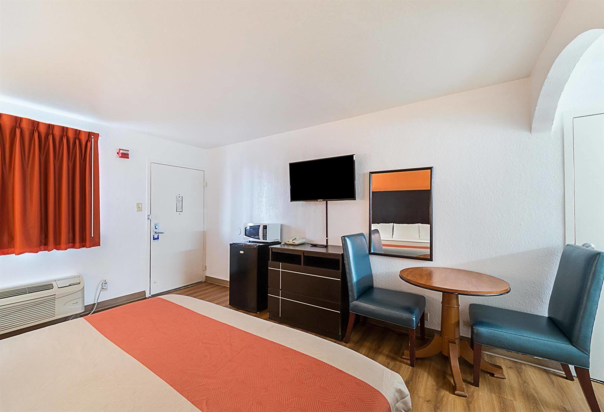 Motel 6 San Antonio Tx I10 West エクステリア 写真