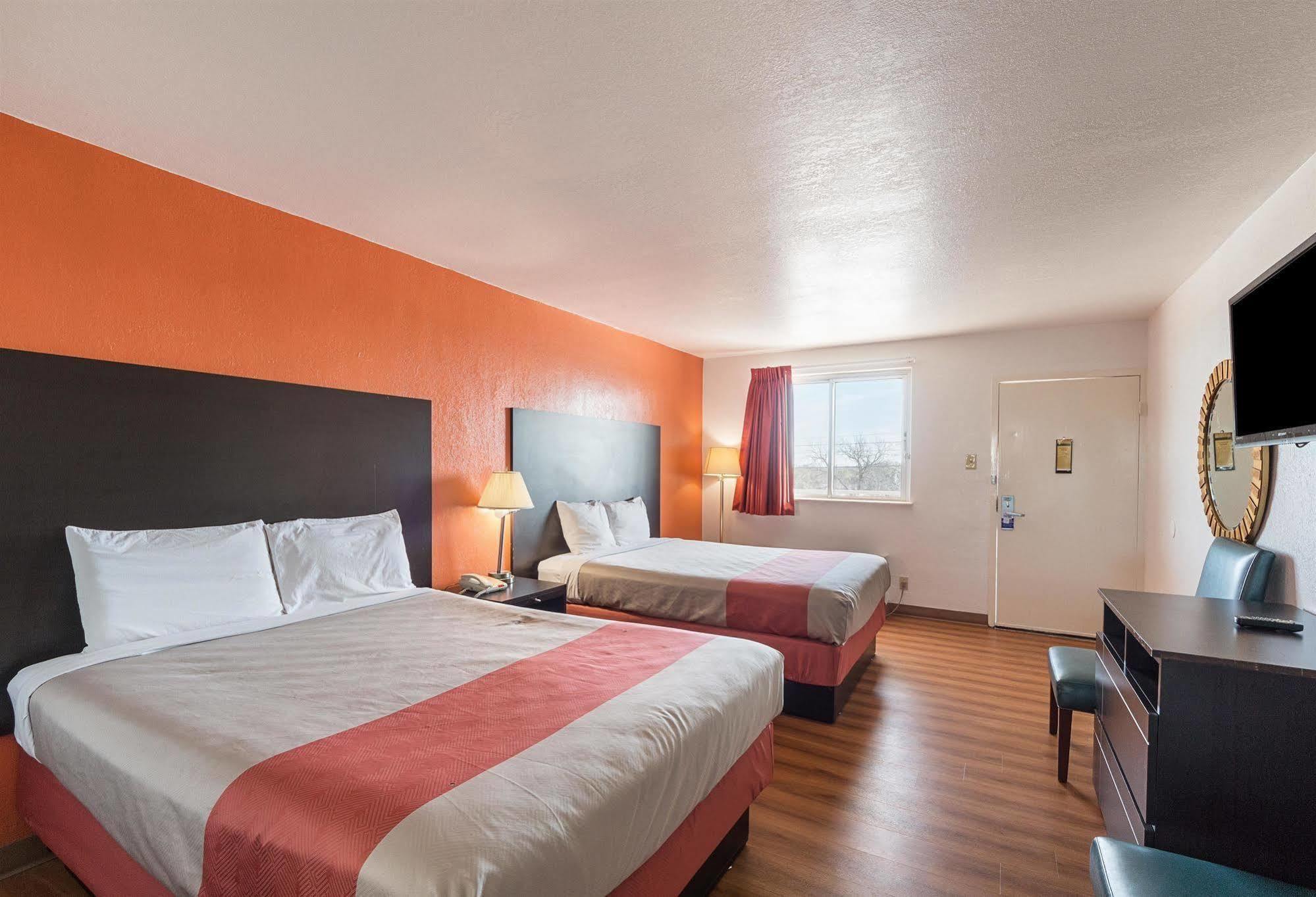 Motel 6 San Antonio Tx I10 West エクステリア 写真