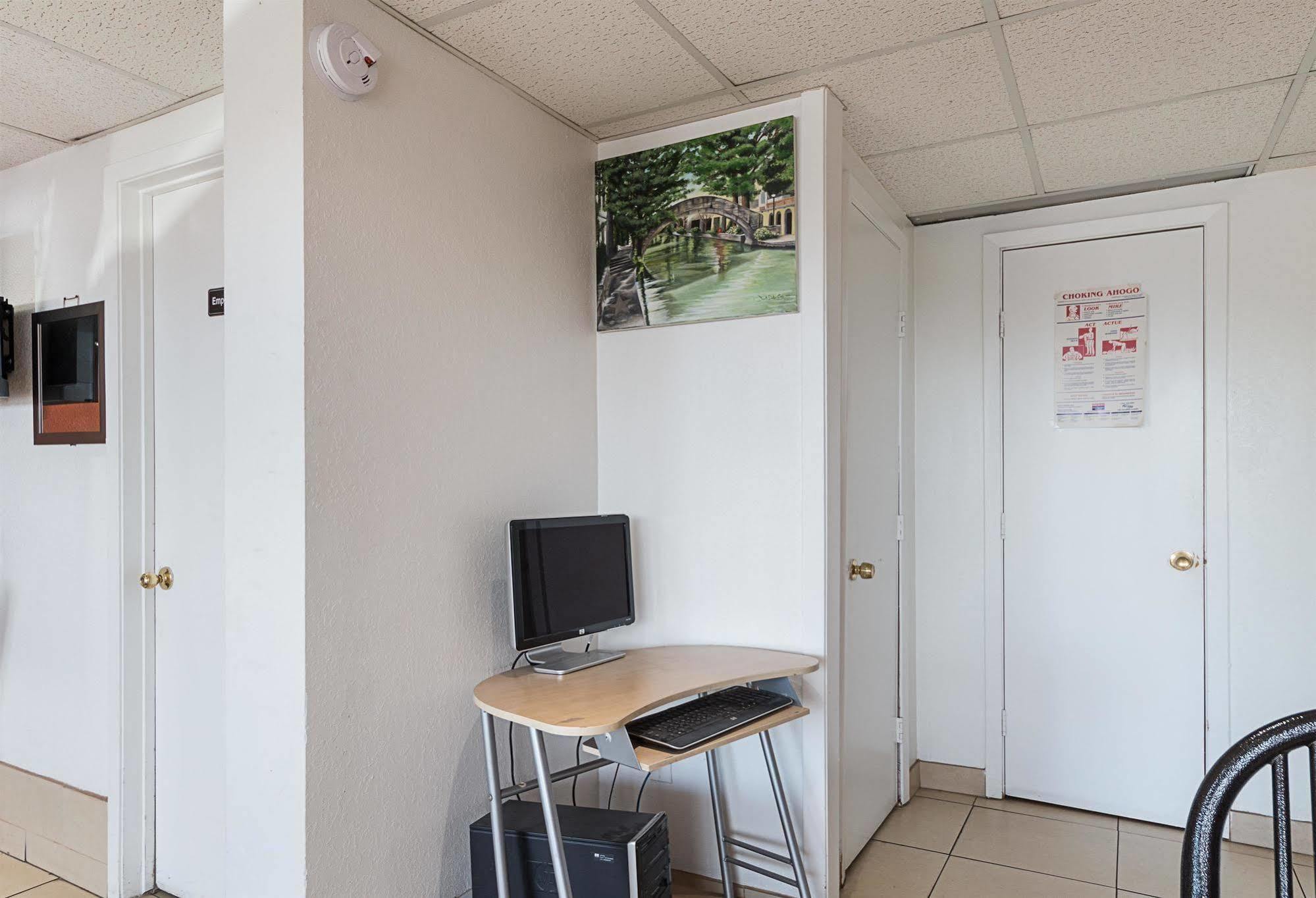 Motel 6 San Antonio Tx I10 West エクステリア 写真